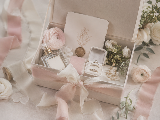 Amazon Finds to Make Your Wedding Invitation Look Luxury
